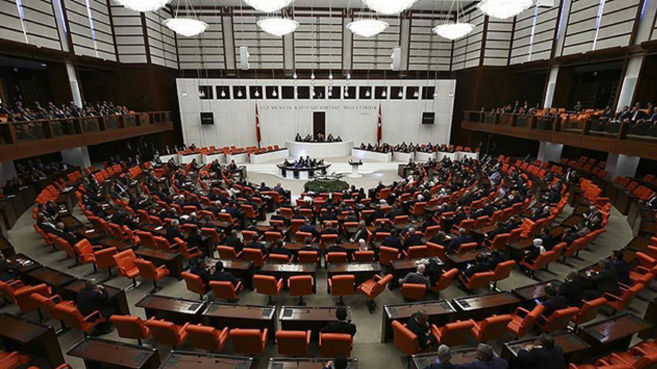 Meclis'te yoklamaya katılmayan milletvekilinin maaşı kesilecek