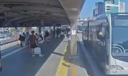 Beylikdüzü’nde metrobüste cinayet: Yeni görüntülerde saldırı anı