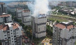 Küçükçekmece’de sitede yangın: 10 kişi hastaneye kaldırıldı