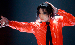 Ölümünden 17 yıl sonra bir ilke imza attı! Michael Jackson’dan Billboard tarihinde görülmemiş rekor