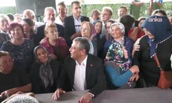 Özgür Özel Denizli’de: “Siz arkamda oldukça kimse beni yolumdan çeviremez”