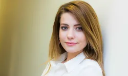 Sera Tokdemir’den Göksel Gencer sözleri: “Uçakta gizli ağladım”