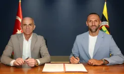Vedat Muriqi, Fenerbahçe’ye 3 Yıllık İmza Attı: “Bu Arma İçin Kaçmayacağım”