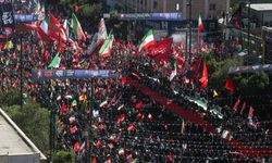 Ali Hamaney Meşhed’de Son Yolculuğa Uğurlandı