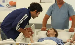 Altı Üstü İstanbul 14. Bölüm: Melek ve Naz’ın “gerçek” gerilimi başlıyor