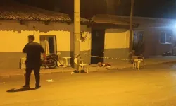 Salihli’de Bıçaklı Saldırı: Baba Kızı ve Eşini Yaraladı