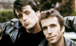 Sylvester Stallone, Henry Winkler’ın Hollywood’da “tanrı vergisi” gibi yetiştiğini anlattı