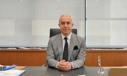 Alanya Belediye Başkanı Tarık Özçelik CHP’den istifa etti