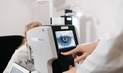 EMR Yöntemiyle Kornea Şekillendirme: Lazer ve Neştersiz 1 Dakikada Düzeltme
