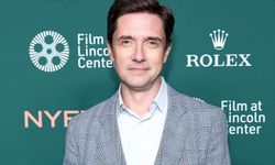 Topher Grace, Dennis Quaid’den ‘film satış’ taktiğini öğrendi: Tanıtım da en az çekim kadar önemli