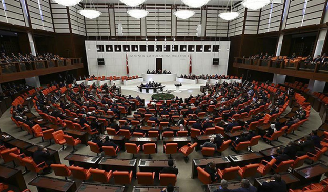 Meclis'te yoklamaya katılmayan milletvekilinin maaşı kesilecek