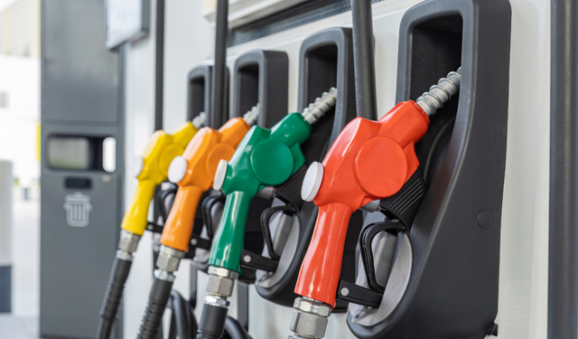 Motorinde büyük indirim beklentisi boşa çıktı! Pompaya sadece kısmi yansıyacak