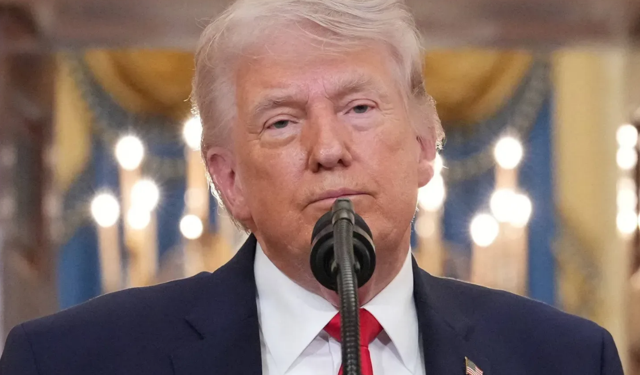 Trump, İran'ı yine tehdit etti!
