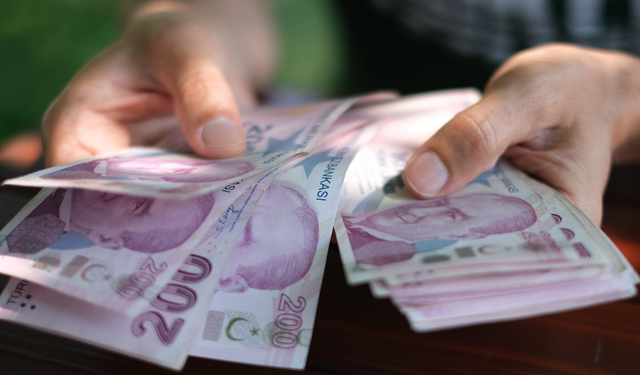Goldman Sachs’tan dikkat çeken TL değerlendirmesi: “Pozisyonlar korunmalı”