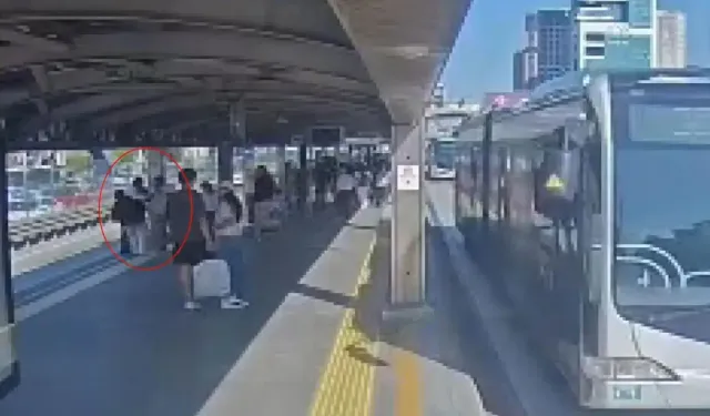 Beylikdüzü’nde metrobüste cinayet: Yeni görüntülerde saldırı anı