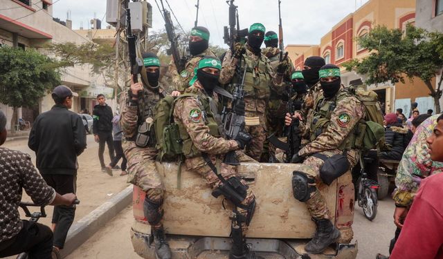 Hamas’tan Gazze planında kritik şart: İsrail durdurmazsa silah adımı yok