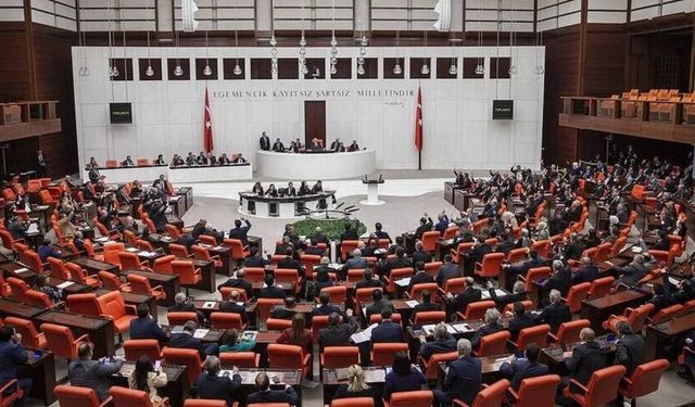 Meclis’te dengeler değişecek: Yeniden Refah ve Saadet birleşme için hızlandı