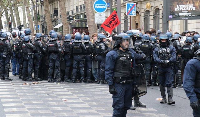 Fransa’da Lise Eylemleri: Polis Hakkında Cinsel Şiddet Şikayeti