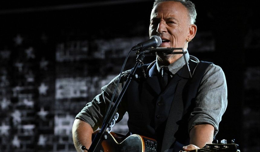 Bruce Springsteen, U2, Stevie Wonder ve daha birçok isim Obama Başkanlık Merkezi’nin açılışında sahne alacak