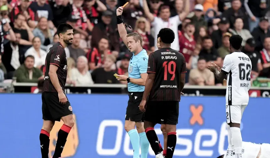 Midtjylland–Beşiktaş Maçı Danimarka Basınında: “Aptalca bir kırmızı kart”