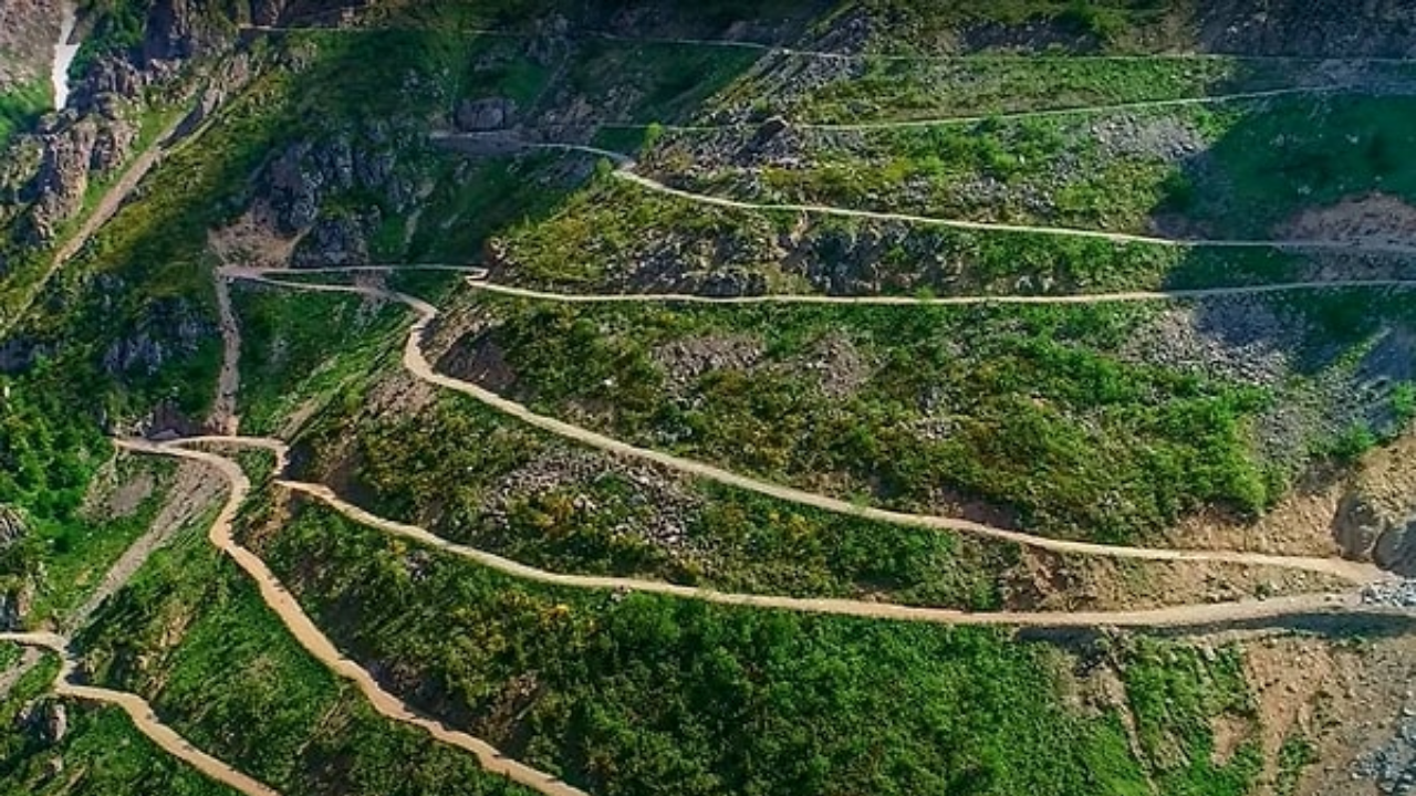 Dünyanın En Tehlikeli Yolu Bayburt Derebaşı İşte Keşfinin Hikayesi (1)