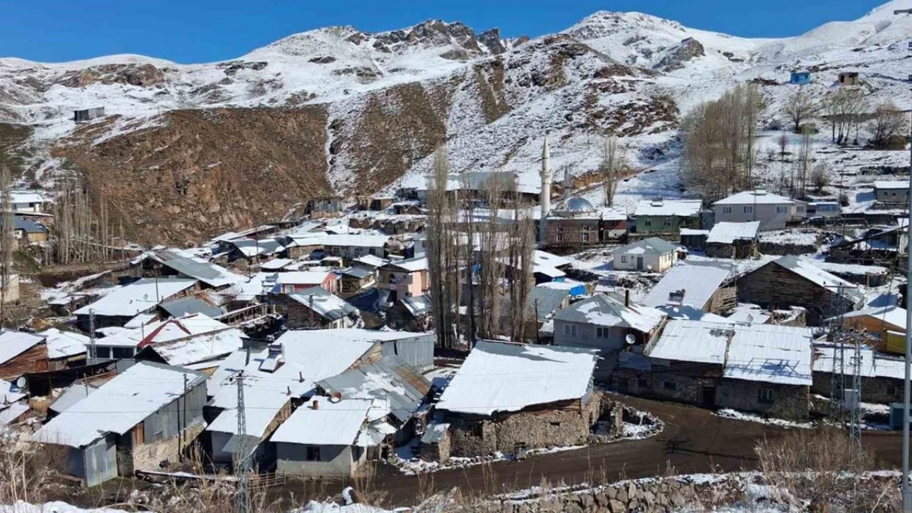 Nisan Sonunda Kış Geri Döndü! 4 Kent Beyaza Büründü (3)