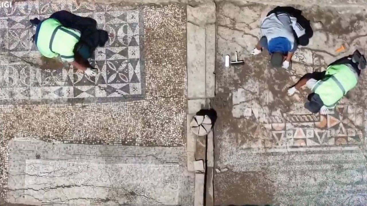 Aspendos’ta Roma Mozaiğinde “Genç Eurymedon” Keşfi
