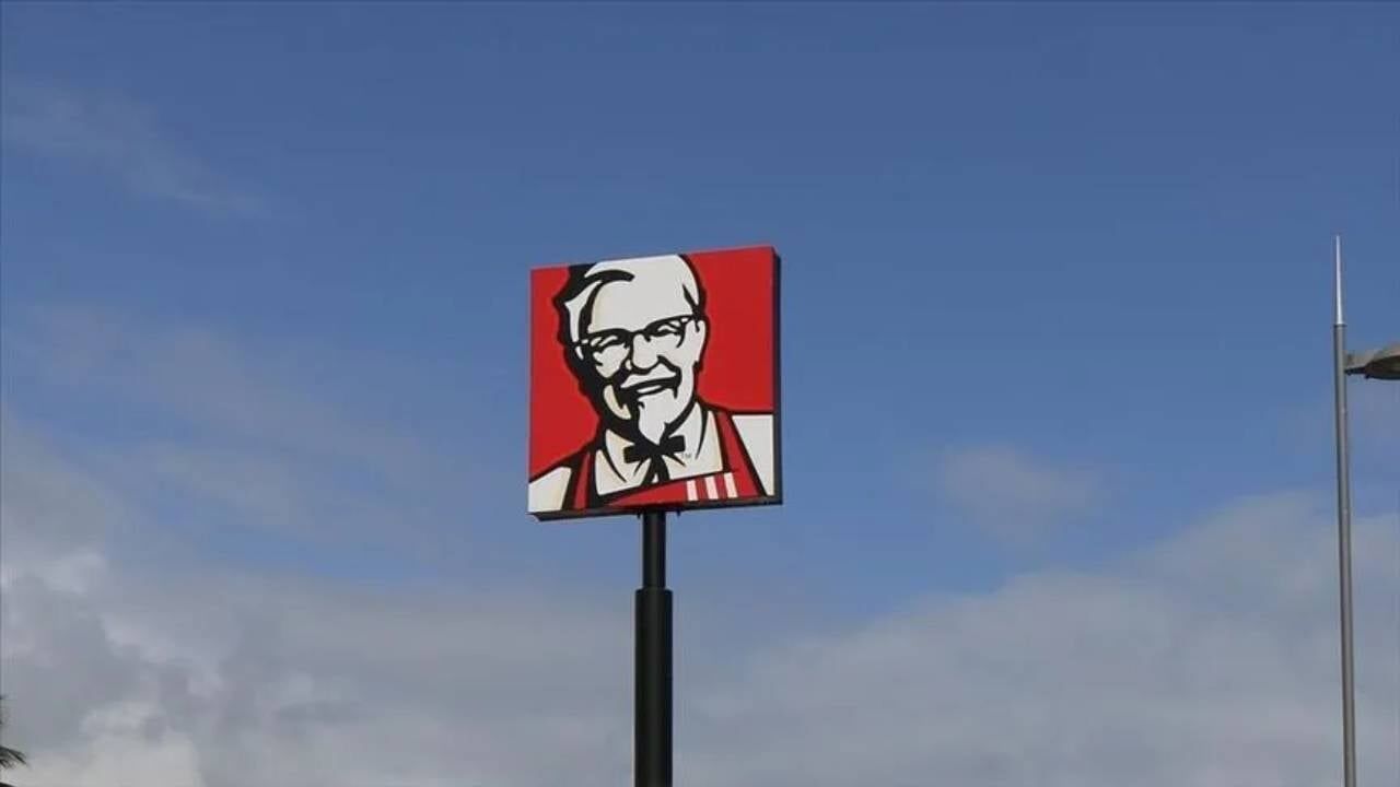 KFC 1 yıl içinde 300’den fazla ABD restoranını kapattı