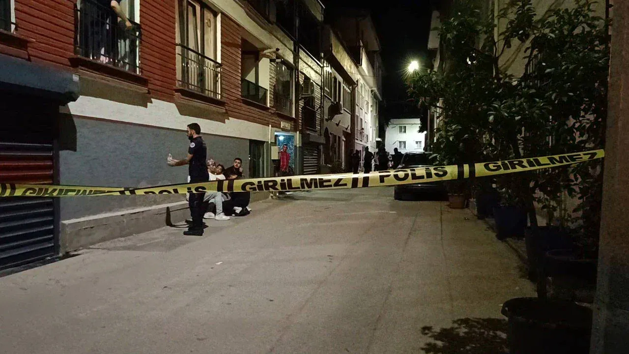 Bursa Nilüfer’de Balkondan Düştü İddiası: Hamile Kadın Hayatını Kaybetti