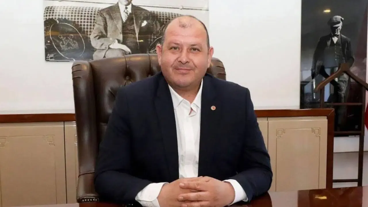 Menderes Belediyesi soruşturmasında İlkay Çiçek tutuklandı