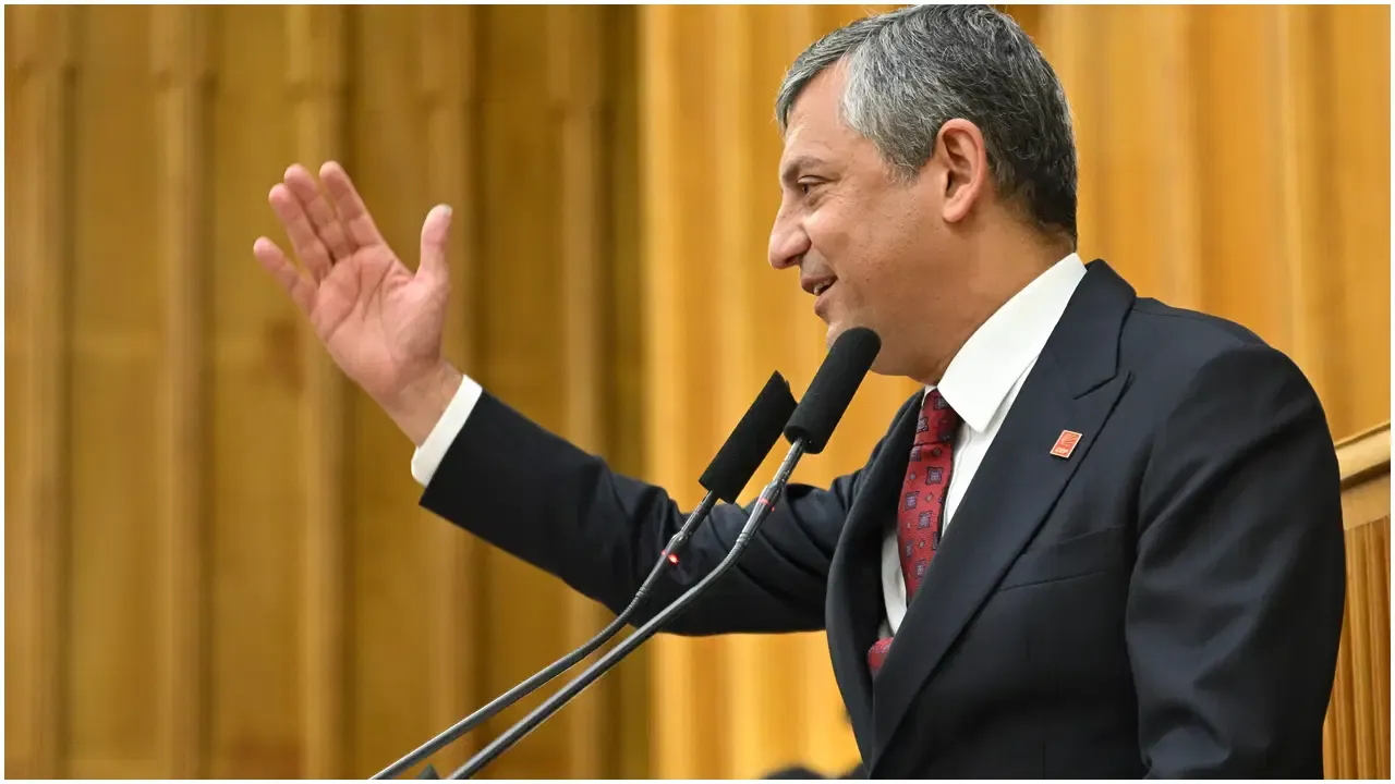 Özgür Özel’den “çerçeve yasa” tepkisi: Aynı tutum, yanlış yöntem